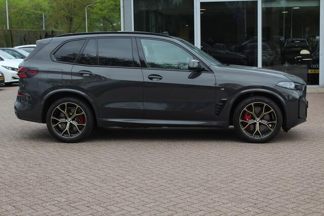 BMW X5 xDrive50e Launch Edition / Glascoating / Panoramadak / 360Camera / Head-up / 21'' / Carbon / Harman Kardon / Softclose / Stoelmassage / Luxe Leder / Dodehoek / ACC