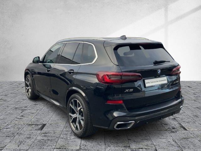 BMW X5 xDrive45e M-SPORT ** LED, NAVI+, BEIGE LEDER, PANORAMA, KEYLESS, HuD, 21-inch LMV, ** 1e EIG - UNFALLFREI ** ** INFORMEER OOK NAAR ONZE AANTREKKELIJKE FINANCIAL-LEASE TARIEVEN **