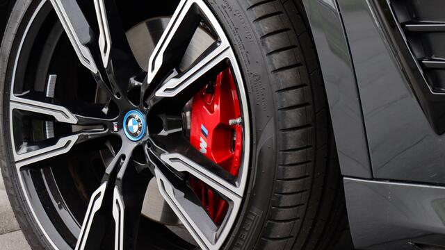 BMW X5 xDrive50e M-Sport Pro | Sky Lounge | Massage | Panoramadak | Soft-Close | Head-up | Carbon | Stoelventilatie