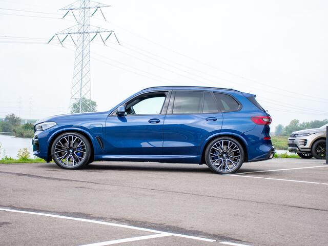 BMW X5 xDrive45e High Executive | M-sport | Harman Kardon | 22" | Head-up display | Panodak | laser led | driving assist prof | trekhaak