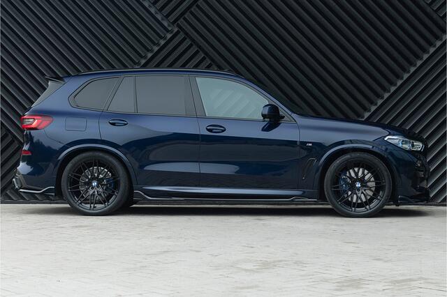 BMW X5 xDrive45e M-Sport ACC Pano Laser Kristal Head Up Skylounge Massage Stoelvent. Trekhaak