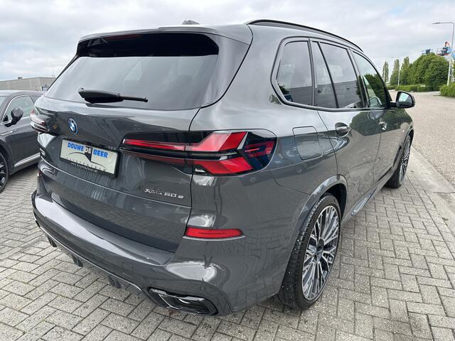BMW X5 xDrive 50e M sport Pro Dravit Grau | Iconic Glow | Comfort Stoelen | Trekhaak | Stoel Ventilatie | Softclose
