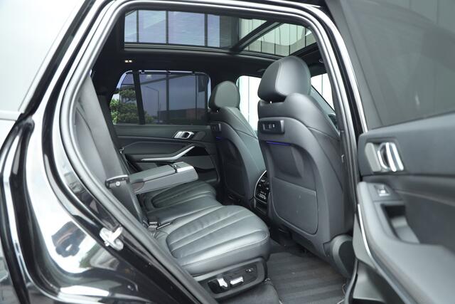 BMW X5 xDrive30d M-Sport 7 Persoons | 265PK | Luchtvering | Head-up | Keyles-go | Sfeerverlichting | Pano | ACC | Harman/Kardon | Memory | Stoelverwarming | 2019.