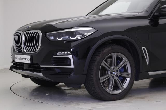 BMW X5 xDrive45e xLine | Trekhaak | Camera | Active Cruise Controle | Active Steering | Luchtvering v+a |