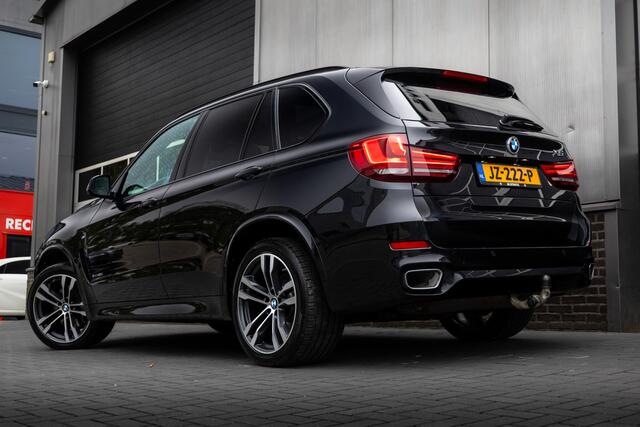 BMW X5 xDrive40d 313 pk High Executive M-Sportpakket / Pano-Dak/ Head-Up/ Keyless/ Soft-Close/ 360-Camera/ Sport-Stoelen/ Stoel.Verw/ 20'' LMV
