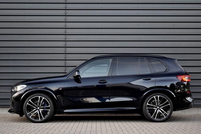 BMW X5 xDrive40i M Sport | Panoramadak | 22'' Velgen | Luchtvering | 4-Wiel Besturing | Harman/Kardon | Camera | Kristallen Pook | Incl. BTW | Orig. NL |
