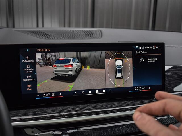 BMW X5 xDrive50e | M-SPORT PRO | PANORAMADAK SKY LOUNGE | HEAD-UP | SOFT-CLOSE | 360 CAMERA | LUCHTVERING | COMFORT ACCESS | TREKHAAK | M-SPORT BRAKE | COMFORT SEATS | 4-ZONE CONTROL | AMBIENT AIR | AMBIANCE INTERIEUR | DRIVING ASSISTANT PROF. | DAB+ | HARMAN/KA