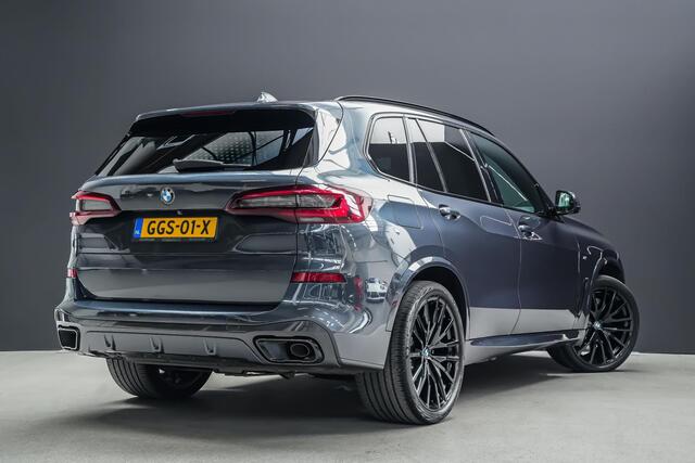 BMW X5 45e xDrive 395pk High Executive |M-pakket|schuif/kantel dak|Harman&Kardon|luchtvering|luxe lederen bekleding|memory|360 camera|Apple Carplay|HUD|virtual cockpit|blind spot|22" lichtmetalen velgen|