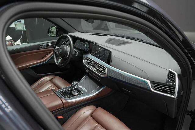 BMW X5 45e xDrive 395pk High Executive |M-pakket|schuif/kantel dak|Harman&Kardon|luchtvering|luxe lederen bekleding|memory|360 camera|Apple Carplay|HUD|virtual cockpit|blind spot|22" lichtmetalen velgen|