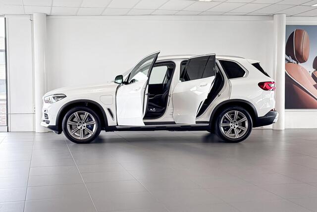 BMW X5 xDrive45e High Executive | Stoelverwarming | Comfort Access | Achteruitrijcamera |