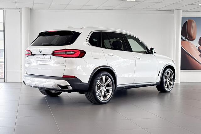 BMW X5 xDrive45e High Executive | Stoelverwarming | Comfort Access | Achteruitrijcamera |