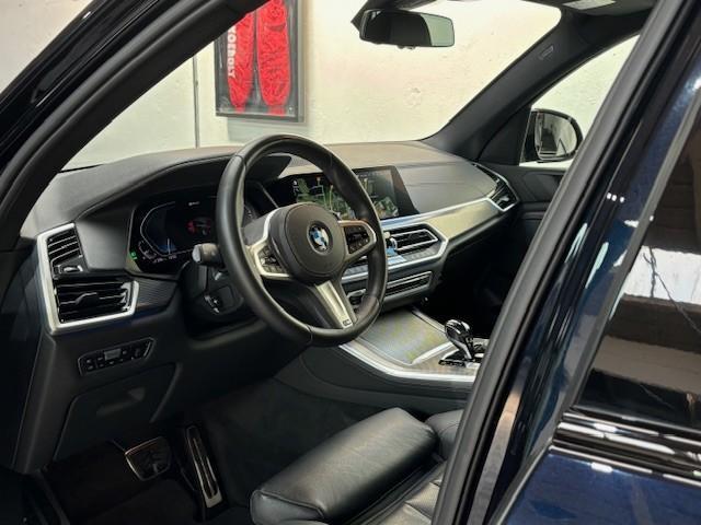 BMW X5 xDrive45e Executive | M-Sport | Carbonzwart | NL auto | BTW |