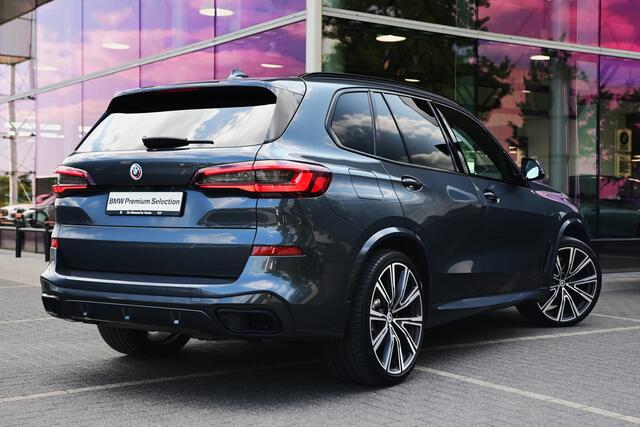 BMW X5 xDrive45e High Executive M Sport Automaat / Panoramadak / Trekhaak / Laserlight / Achteruitrijcamera / Sportstoelen / Comfort Access / Active Cruise Control