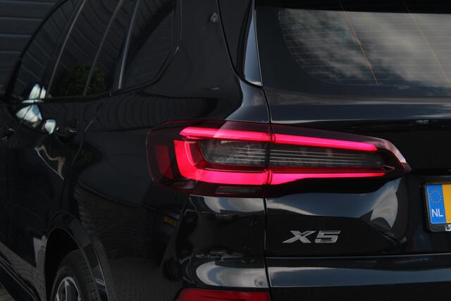 BMW X5 xDrive45e M Sport | Pano | H&K | Trekhaak | HUD | High Executive
