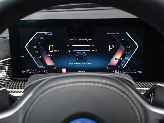 BMW X5 xDrive50e M-SPORT PRO | PANORAMADAK | CARBON INLEG | ACTIVE STEERING | M-STOELEN | MASSAGE STOELEN | STOEL VENTILATIE EN VERWARMING | HEAD UP | TREKHAAK ELEKTR. | AMBIENT AIR | DRIVING ASSISTANT PROFESSIONAL | AMBIENT SFEERVERLICHTING