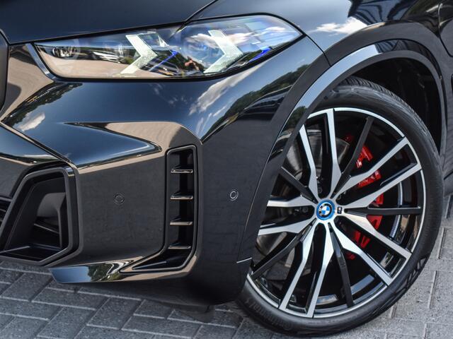 BMW X5 xDrive50e M-SPORT PRO | PANORAMADAK | CARBON INLEG | ACTIVE STEERING | M-STOELEN | MASSAGE STOELEN | STOEL VENTILATIE EN VERWARMING | HEAD UP | TREKHAAK ELEKTR. | AMBIENT AIR | DRIVING ASSISTANT PROFESSIONAL | AMBIENT SFEERVERLICHTING