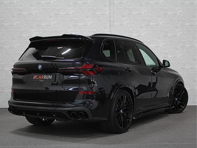 BMW X5 50e M-Sport Pro Performance | 360 View | Massage & Ventilatie | ACC | Individual Leder | Pano | Head-Up | 4-Zone Clima | 22'' | Stoelverwarming V+A | Laser-LED | 2x Memory | Keyless-Entry | Trekhaak | Comfortstoelen | Beker Koeling+Verwarming | Stuurverwa