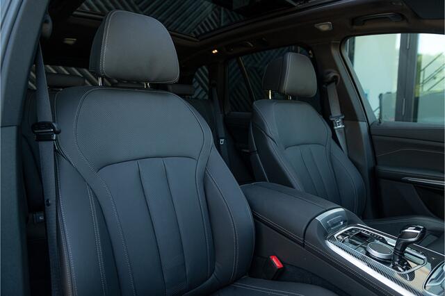 BMW X5 xDrive45e M-Sport ACC Pano 360 Bowers&Wil Achterasbestr. Softcl. Carbon Laser Head up Trekhaak