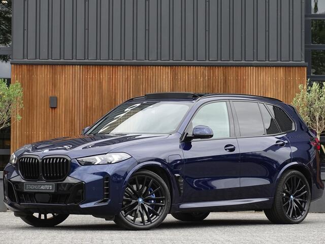 BMW X5 X5 50e X-drive 490PK / M- Individual / B&W / Carbon / 2024
