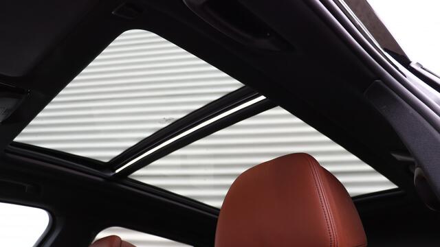 BMW X5 xDrive45e High Executive M-Sport | Stoelventilatie | Head-up | Laserlight | Soft-Close | Panoramadak