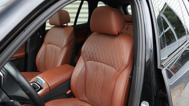 BMW X5 xDrive45e High Executive M-Sport | Stoelventilatie | Head-up | Laserlight | Soft-Close | Panoramadak