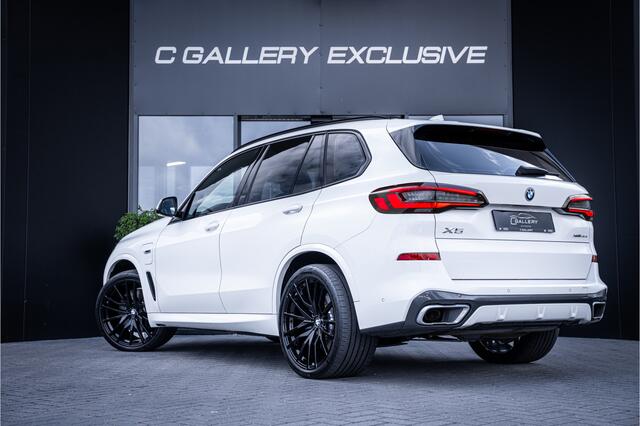 BMW X5 xDrive45e High Executive - M Sport | Panorama | Memory | Luchtvering | ACC