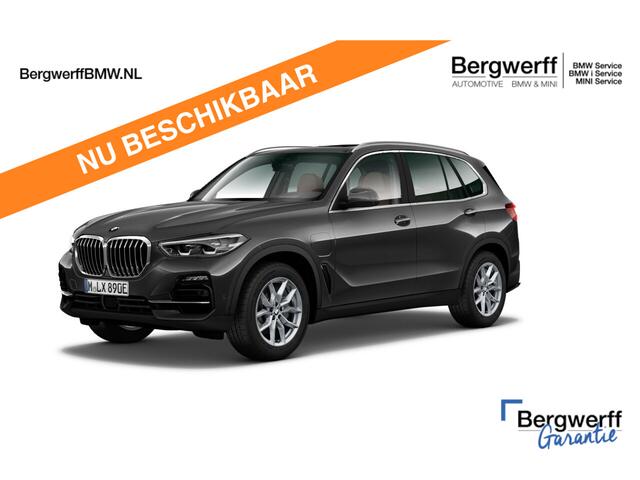 BMW X5 xDrive45e - Pano - Trekhaak - Stoelventilatie - Achteras Besturing - Driving Ass Prof