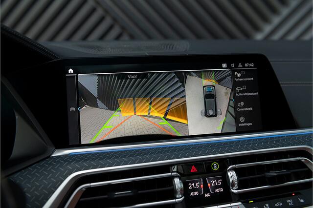 BMW X5 xDrive45e M-Sport ACC Pano MStoelen Kristal Memory Softcl. Achterasbestr. Laser Head up