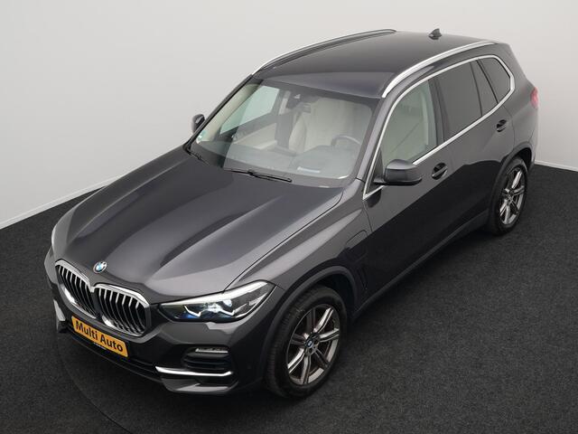 BMW X5 xDrive45e High Executive Plug In Hybrid 394pk PHEV | Trekhaak af Fabriek | Head Up | Lederen Sportstoelen Memory | 20"L.M | Apple Carplay | Sfeerverlichting | Camera | BLIS |