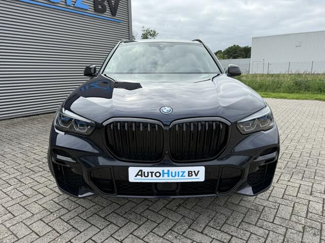 BMW X5 xDrive45e High Executive M Sport Head-Up Display M Sport Zetels Trekhaak Sound-systeem Bowers & Wilkins Sound Systeem Stoelventilatie