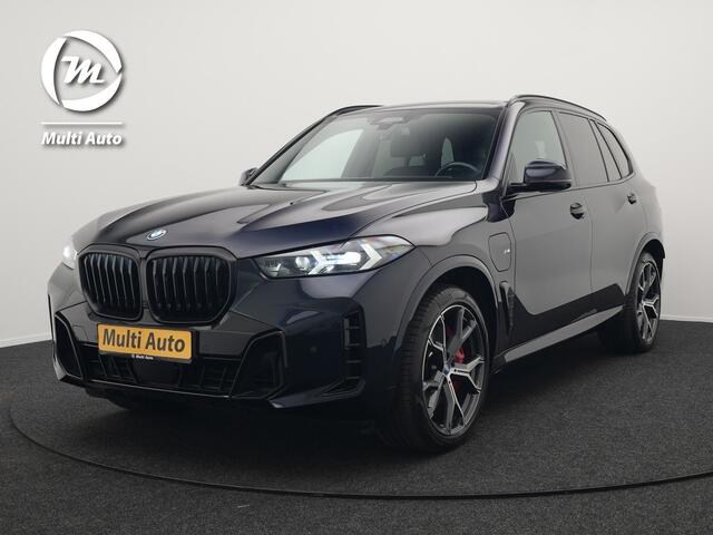 BMW X5 xDrive50e M Sport Plug In Hybrid 490pk Dealer O.H PHEV | Head Up | 360 Camera | Adaptive Cruise | Lederen Comfortstoelen Memory & Verwarmd | Apple Carplay | Widescreen Navigatie | Carbon Interieur | Luchtvering | Front Assist |
