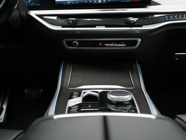 BMW X5 xDrive50e M Sport Plug In Hybrid 490pk Dealer O.H PHEV | Head Up | 360 Camera | Adaptive Cruise | Lederen Comfortstoelen Memory & Verwarmd | Apple Carplay | Widescreen Navigatie | Carbon Interieur | Luchtvering | Front Assist |