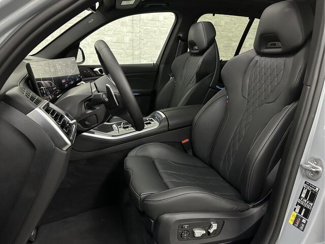 BMW X5 50e M-Perf. Seats | Achterasbesturing | Sky-Lounge Pano | M-Sport Pro | 360 Camera | ACC | Soft-Close | Carbon | Massage | Ventilatie | Leder-Individual | Head-Up | 4-Zone Clima | 22 inch | 2x Memory | Trekhaak | Harman-Kardon | Beker-Clima | Stoelverwarm