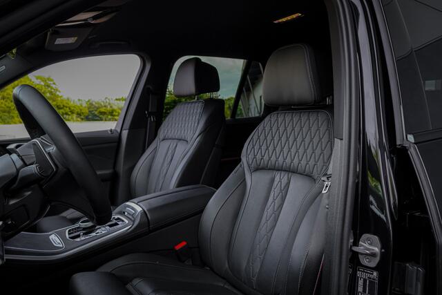 BMW X5 xDrive50e | M SPORT PAKKET PRO | COMFORT PLUS PAKKET | EXCLUSIVE PAKKET | STOELEN PAKKET COMFORT | MASSAGE | STOELVERWARMING & VERKOELING | 4-WIELBESTURING | CARPLAY | SOFTCLOSE | STUURVERWARMING | 360 CAMERA | MEMORY SEATS | BTW | SFEERVERLICHTING |
