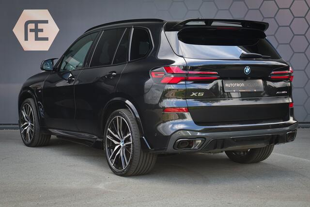 BMW X5 xDrive50e | M SPORT PAKKET PRO | COMFORT PLUS PAKKET | EXCLUSIVE PAKKET | STOELEN PAKKET COMFORT | MASSAGE | STOELVERWARMING & VERKOELING | 4-WIELBESTURING | CARPLAY | SOFTCLOSE | STUURVERWARMING | 360 CAMERA | MEMORY SEATS | BTW | SFEERVERLICHTING |