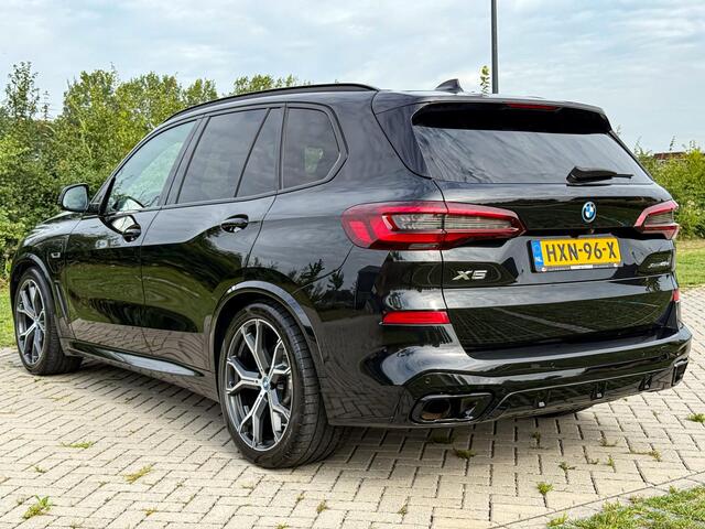 BMW X5 xDrive45e High Executive |M-Sport|Pano Sky Lounge|Soft Close|Luchtvering|Head-Up|Stoelverkoeling|Active Steering