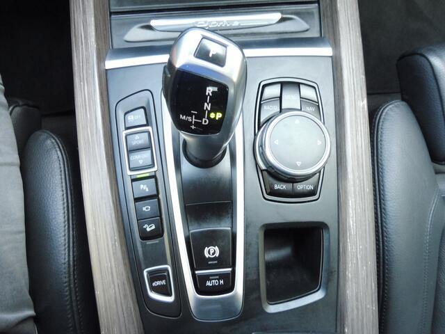 BMW X5 xDrive40e iPerformance High Executive M sportpakket Elec wegkl trekhaak | Pano | LED | LMV 21" | Leer | NL auto