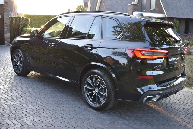 BMW X5 xDrive45e High Executive PANO, ACC,TREKH. NIEUWST.