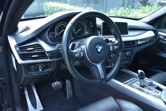 BMW X5 xDrive40e iPerf. 320PK M Sport 100DKM PANO LEER FULL!