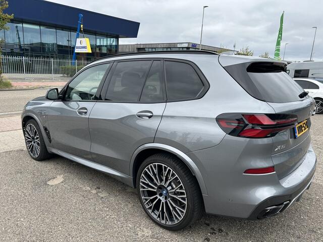 BMW X5 xDrive50e M-Sport 22'' Panodak Headup Harman Kardon