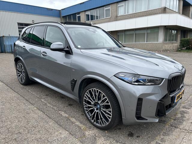 BMW X5 xDrive50e M-Sport 22'' Panodak Headup Harman Kardon
