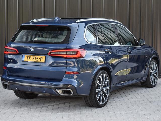 BMW X5 xDrive30d HIGHT EXECUTIVE M-SPORT | NL-AUTO | PANORAMA SKY LOUNGE | AMBIANCE INTERIEUR | DRVING ASSISTANT PROF. | LASER LIGHT | HEAD-UP | HARMAN/KARDON | BMW GESTURE | NIGHT VISION | PARKING ASSISTANT PLUS | COMFORT SEATS | TREKHAAK | SOFT-CLOSE | |