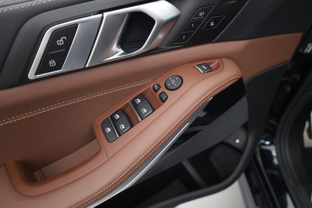 BMW X5 xDrive45e M Sport | Pano | Skylounge | HUD | Laser LED | Carbon | Stoelventilatie | Luchtvering
