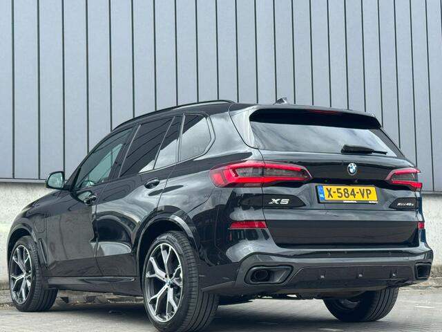 BMW X5 xDrive45e 394PK M-Sport Shadow Pano Head-UP Harman-Kardon