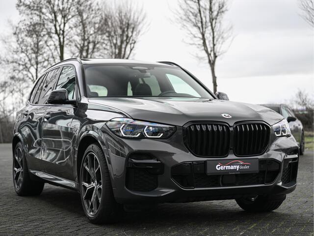 BMW X5 xDrive45e 397pk M-Sport Lucht Pano Laser HUD H&K-Audio 21-Inch Tr-Haak DRAVIT!