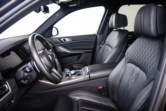 BMW X5 xDrive45e High Executive M Sport - Trekhaak - Panoramadak - Parking/Driving Assistant - Head up - Hifi - Comfort Access - CraftedClarity - Warmte Comfort Pack - Comfortstoelen - Head up - BMW Laserlight -