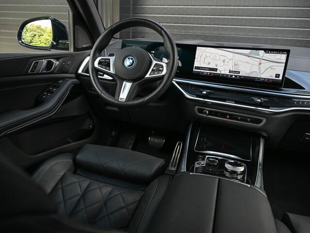 BMW X5 xDrive50e | M-SPORT | TREKHAAK | COMFORT ACCESS | BMW NIERE ICONIC GLOW | PANORAMADAK | COMFORT SEATS | AMBIANCE INTERIEUR | DRIVING ASSISTANT PROF. | DAB+ | INNOVATION PACK | HARMAN/KARDON