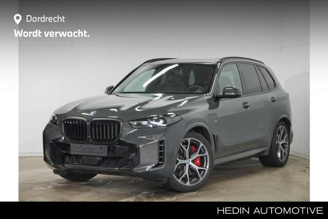 BMW X5 xDrive50e M-Sport Pro | M-Zetels | Trekhaak | Harman Kardon | Driv. Ass. Pro | Ventilatie | Individual Leder | Luchtvering v+a