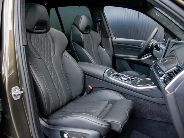 BMW X5 xDrive50e Trekhaak | Schuif/kantel Pano | Adapt. Cruise | LED | Massage | Softclose | M sport Pro | Shadow line |