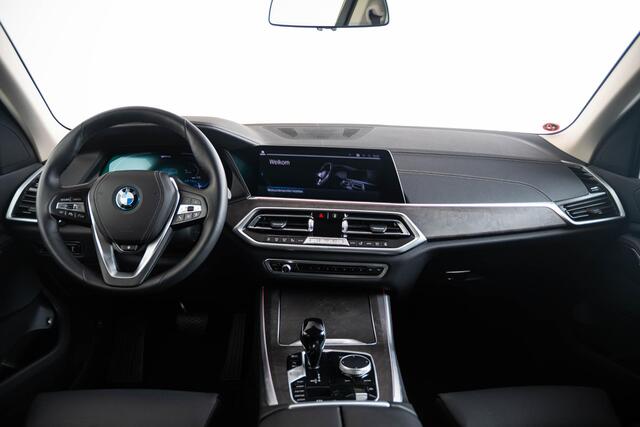 BMW X5 xDrive45e High Executive Luxury Line - Trekhaak - Trekhaak - Park Assistant - Active Cruise Control - Warmte Comfort Pack - Stoelventilatie/massage - Comfort Access - Hifi - Comfortstoelen - Zonneschermen -
